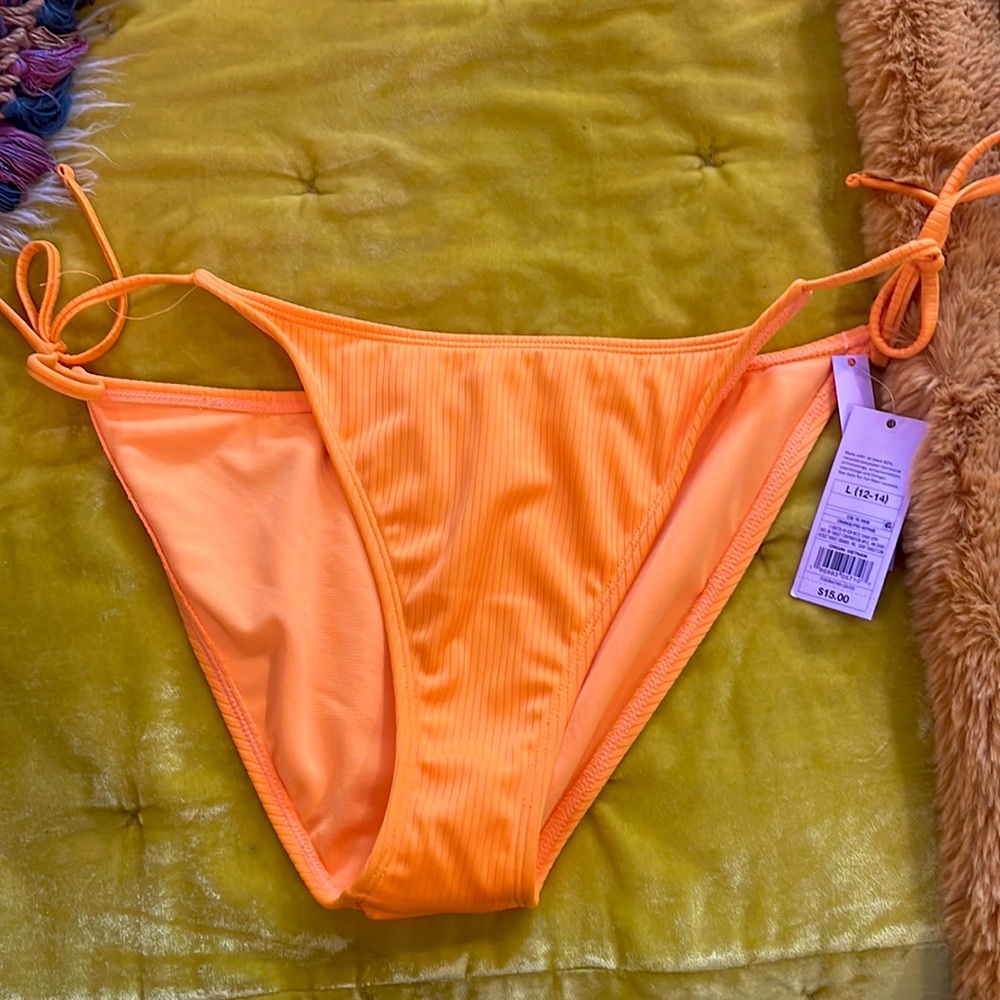WILD FABLE ORANGE STRING BIKINI BOTTOM SIZE LARGE NWT